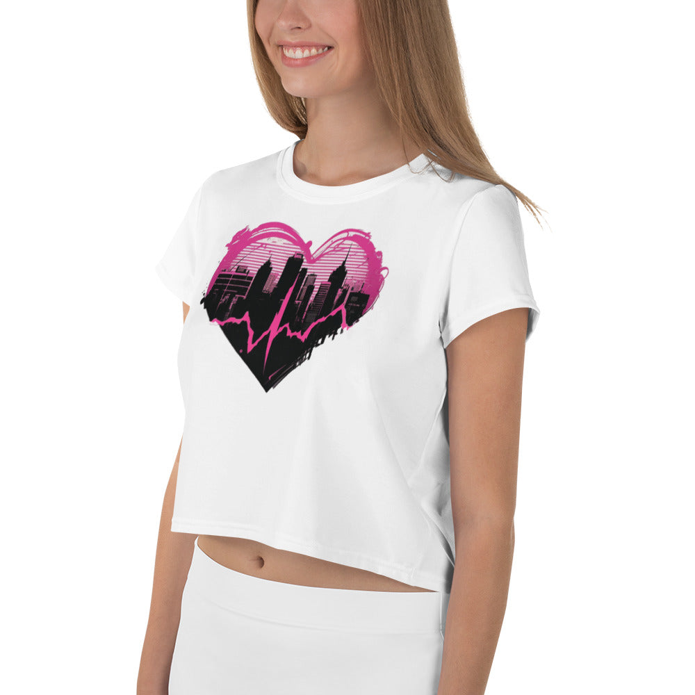 EzPanda® Pulse: Graffiti-Style Heartbeat Women's Crop Tee